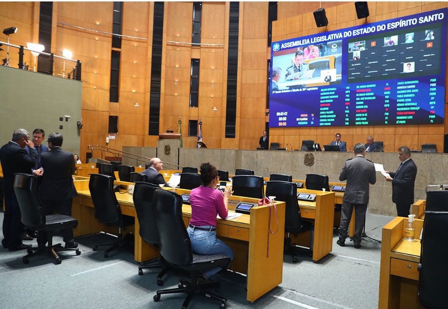 Sessão: mudanças na Defensoria e criação de rota em pauta
