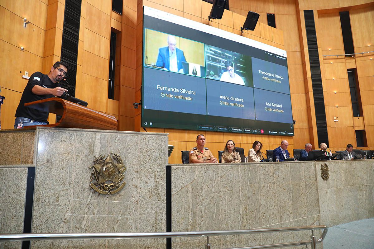 Segurança colhe demandas de categorias e concursados