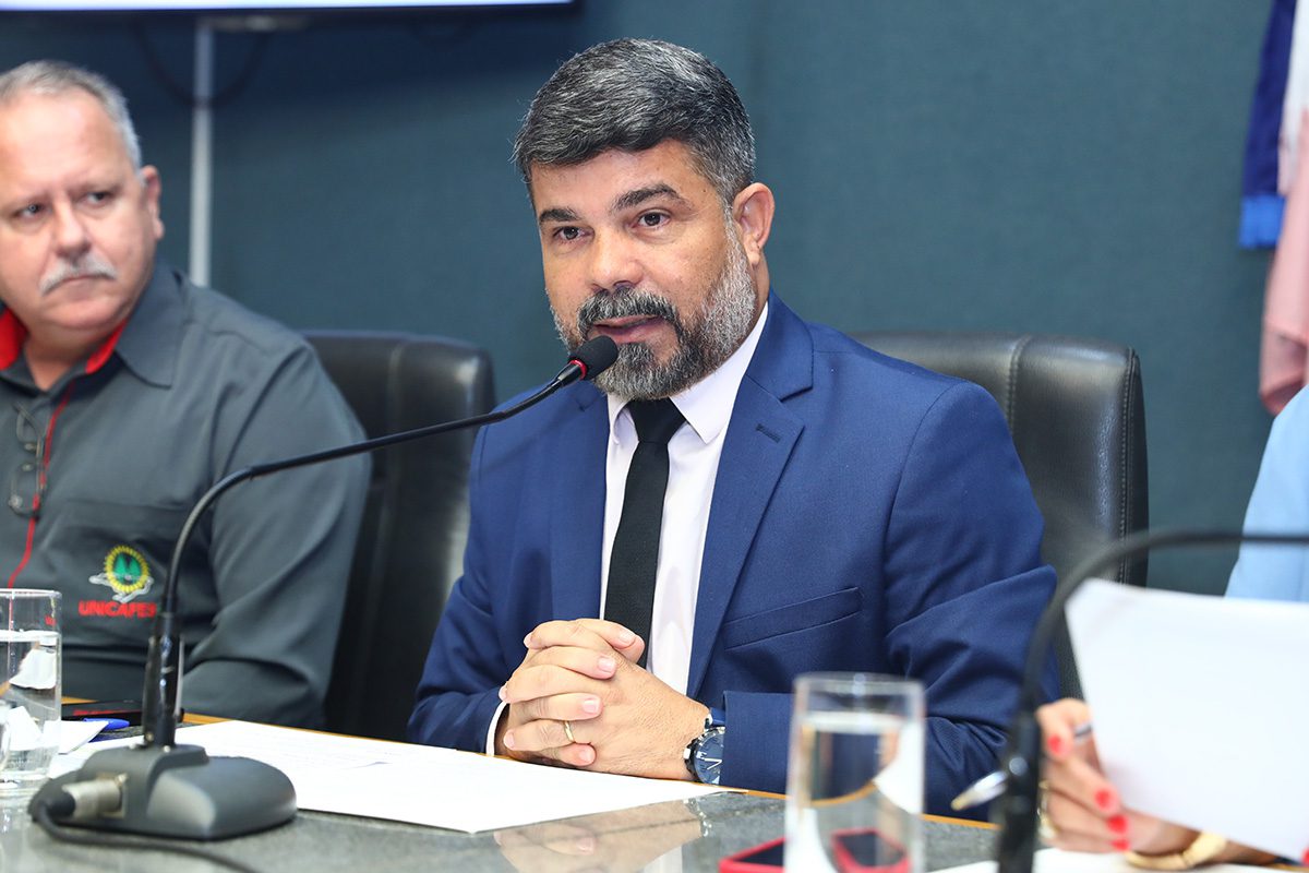 Cliente com cadastro em empresas é priorizado por Projeto de Lei