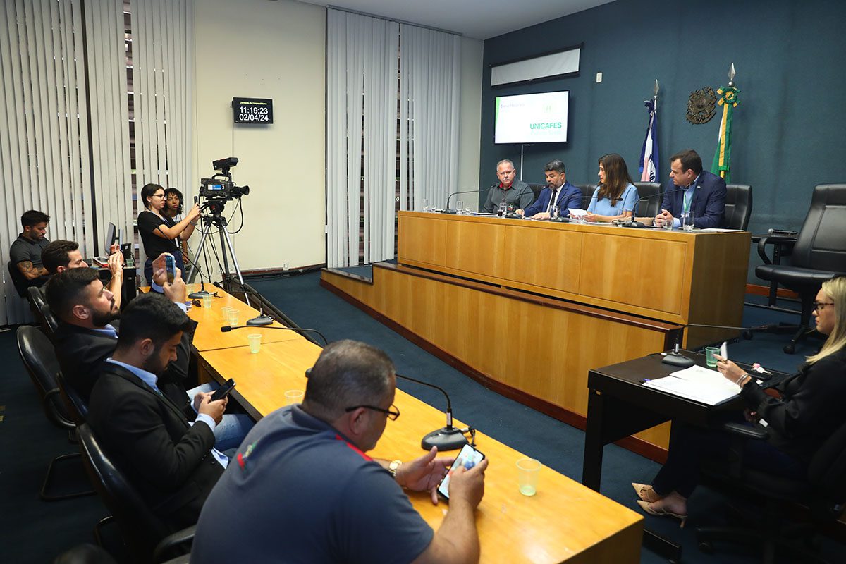 Discussões na Ales abordam a importância das cooperativas agrícolas