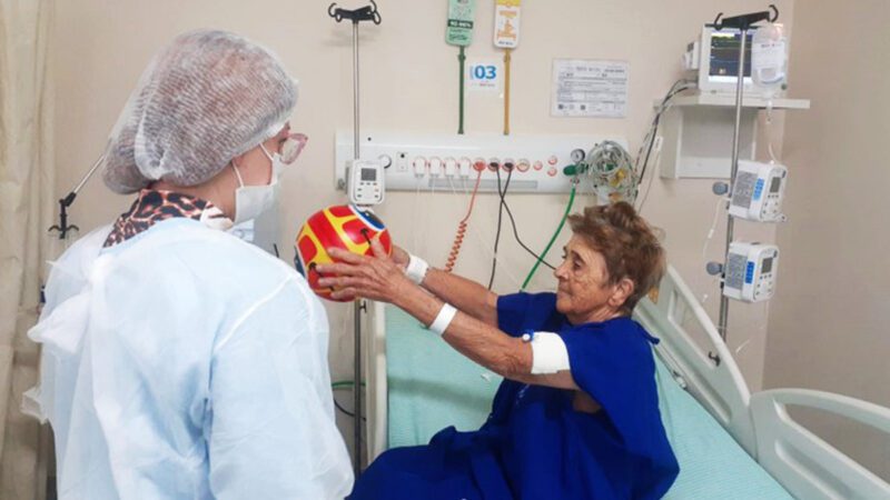 Projeto busca assegurar a presença de fisioterapeuta 24 horas em UTI