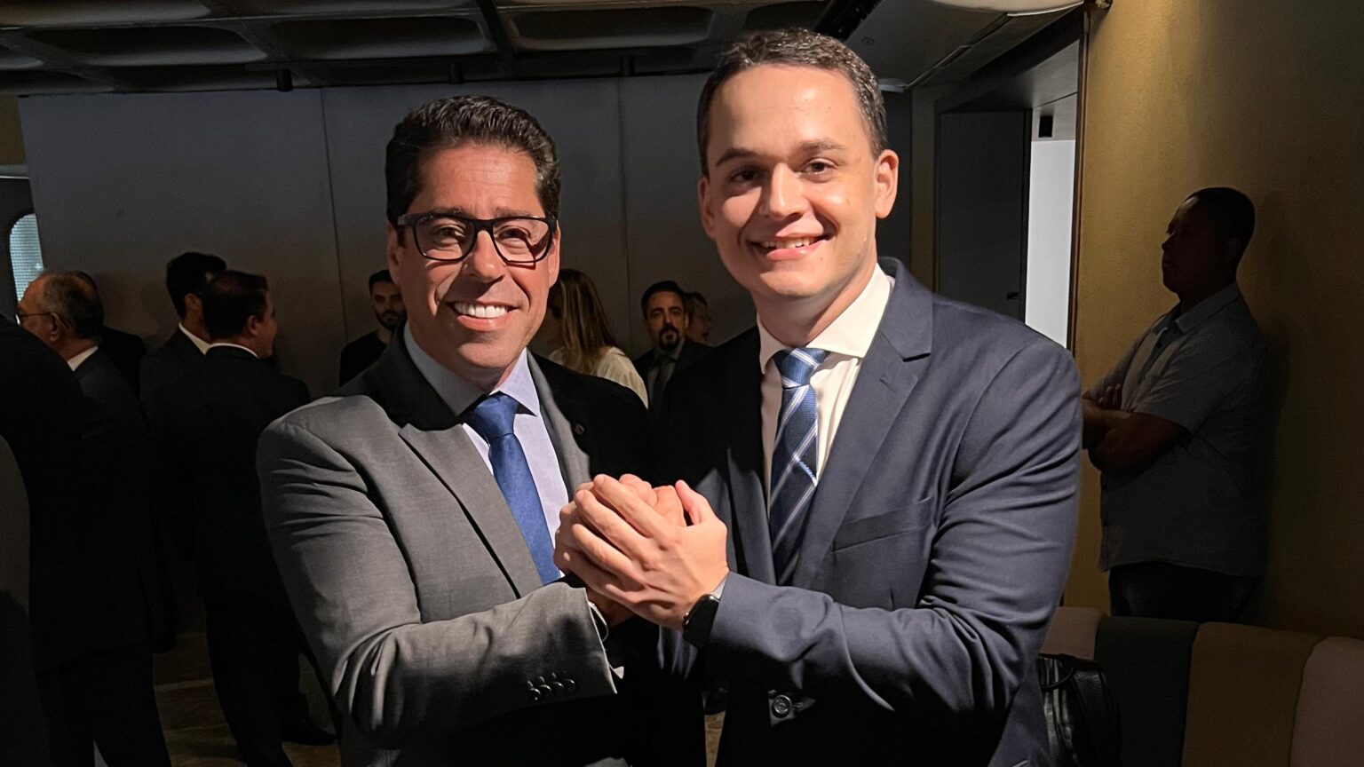 Marcelo Santos Manifesta Apoio à Candidatura de Pazolini em Vitória