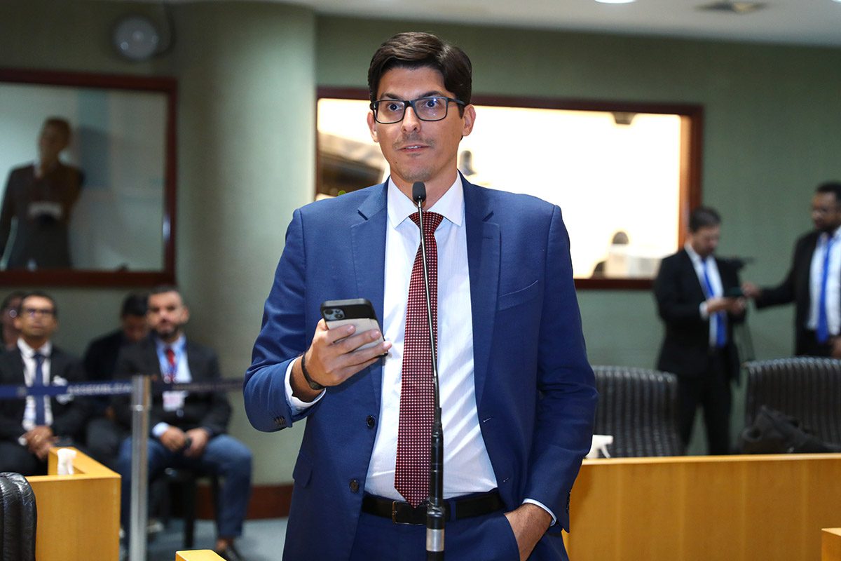 Veto a projeto sobre bens imateriais segue em pauta