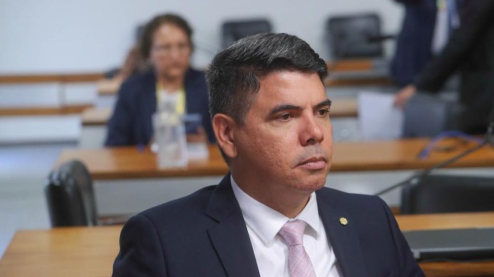 Comissão aprova PL de Messias Donato em favor das pessoas com câncer no acesso a programas habitacionais