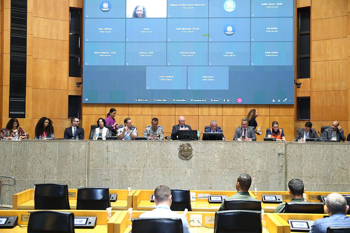 Segurança debate sobre assédio moral e sexual