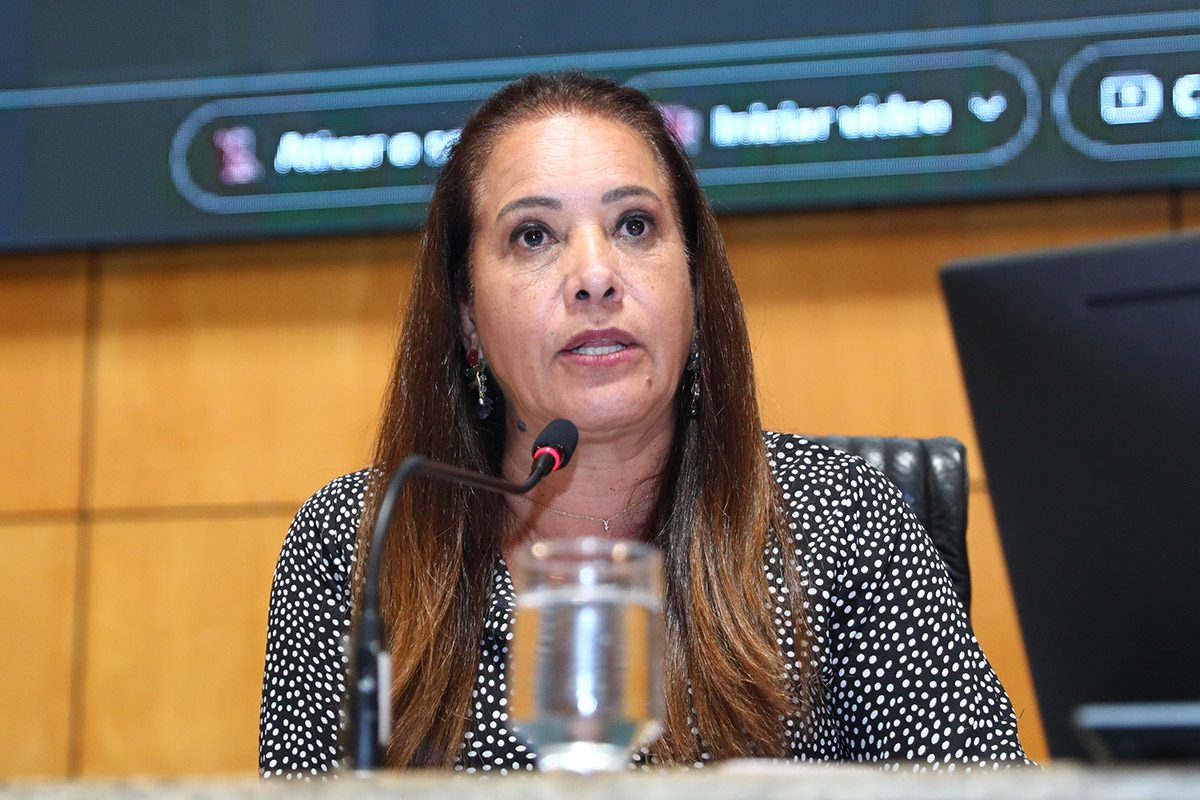Justiça dá parecer favorável a 18 matérias
