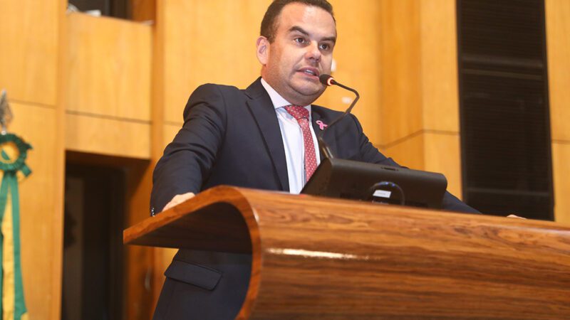 Projeto mira burocracia na administração pública