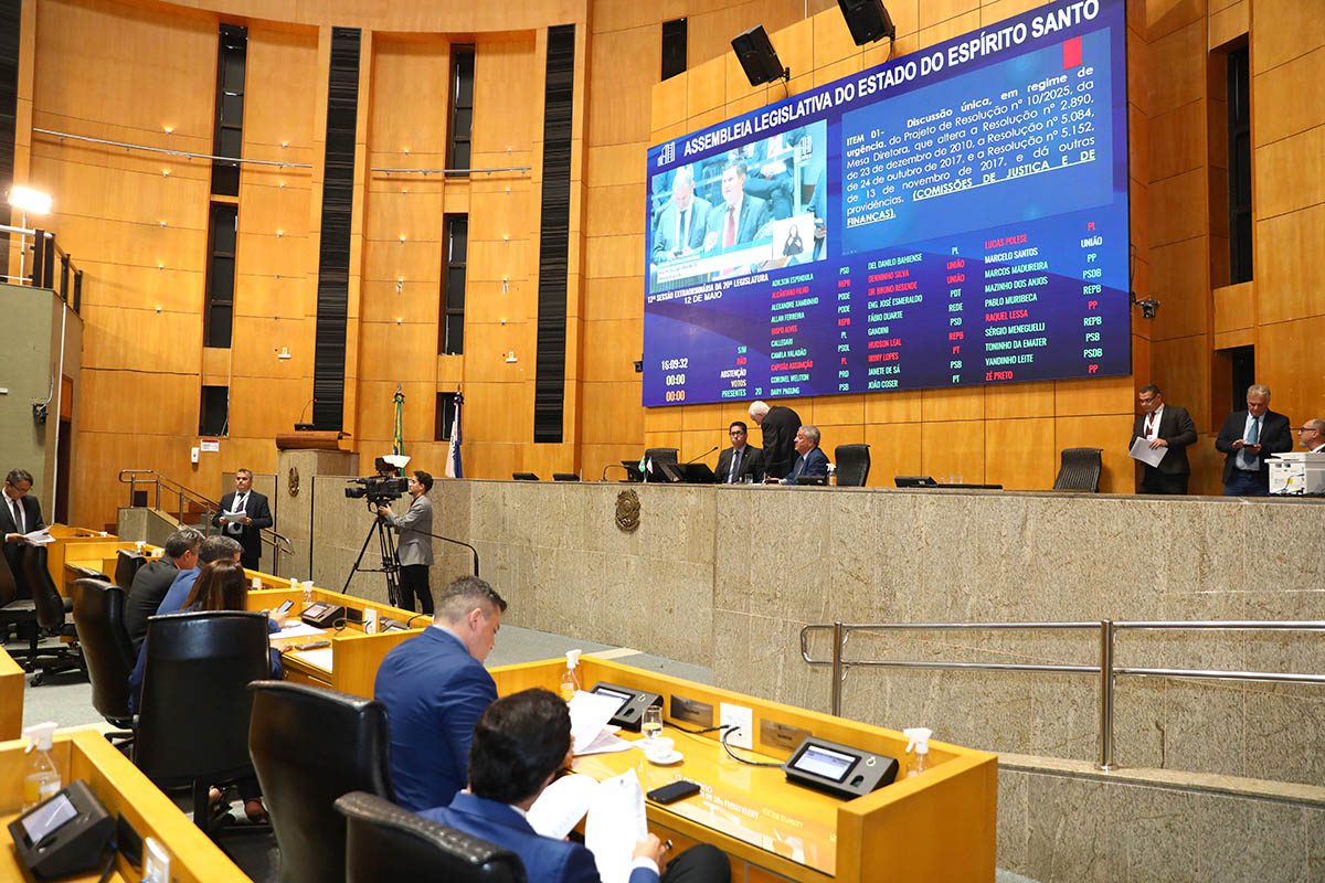 Ales aprova mudanças no ICMS, nova política para a Cohab e alterações internas