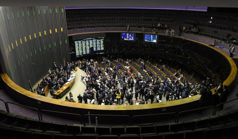 Nota de repúdio á violência politica de gênero e racial contra a ministra Marina Silva