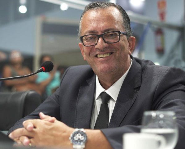 Inclusão e Cidadania: PL de Luiz Emanuel Fortalece Direitos das Pessoas com Deficiência