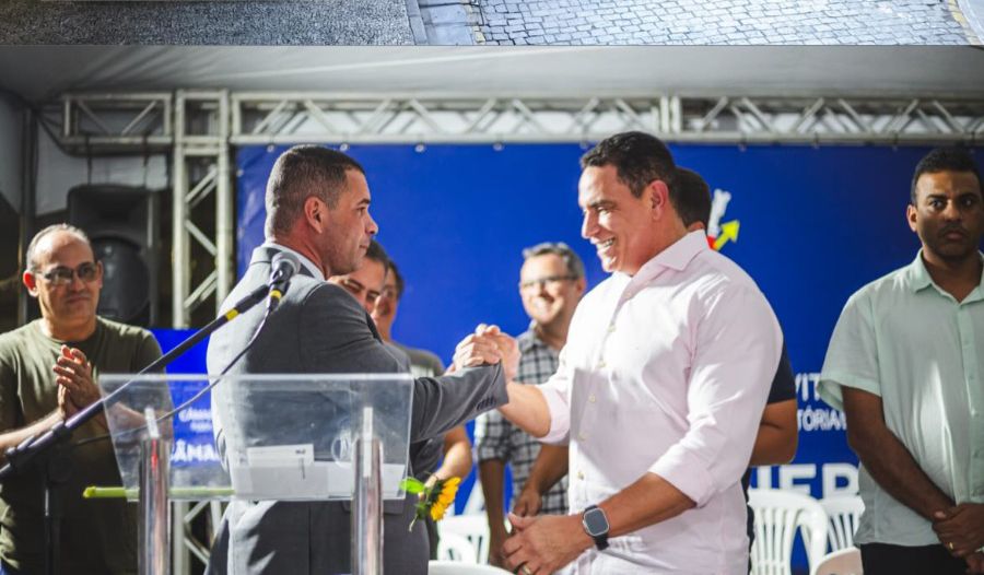 Câmara Itinerante no Centro de Vitória anuncia retorno da sede do Legislativo para a região