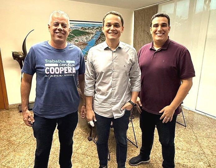 Prefeito de Vitória, presidente estadual do Republicanos e deputado federal Evair de Melo cumprem agenda no norte e noroeste do estado