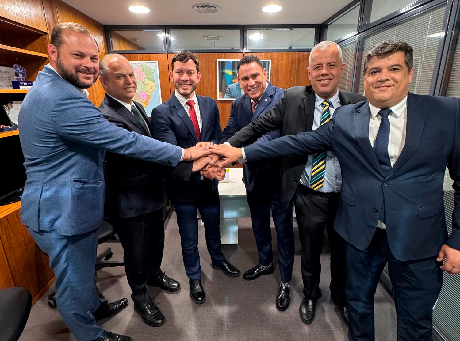 Arnaldinho amplia apoios em Brasília e sinaliza filiação ao PP rumo a 2026
