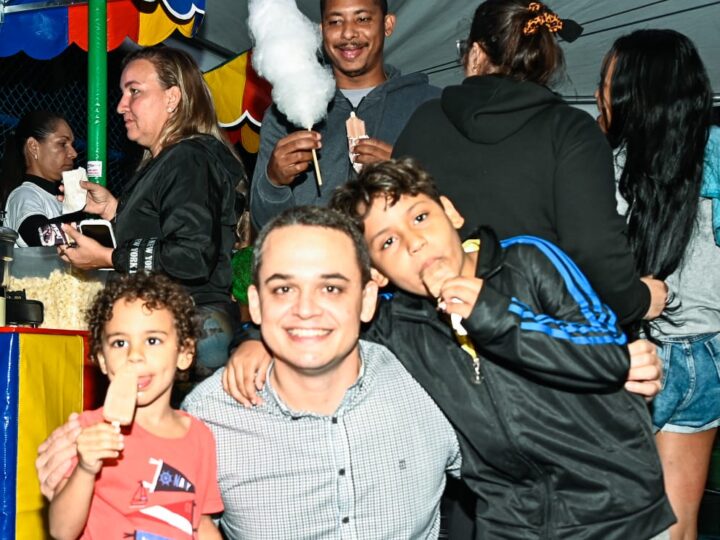 Lazer e qualidade de vida: Pazolini assina ordem de serviço para construção do novo campo de grama sintética do bairro Mario Cypreste
