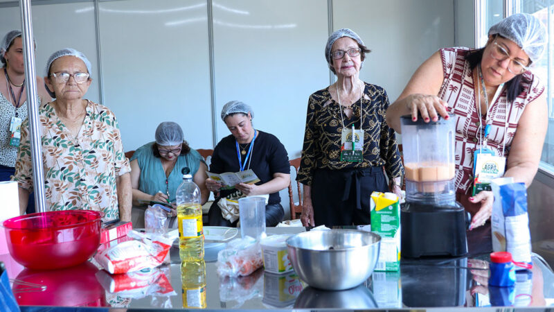 Feira da Agroindústria promove cursos sobre processamento de tilápia e fabricação de bolos