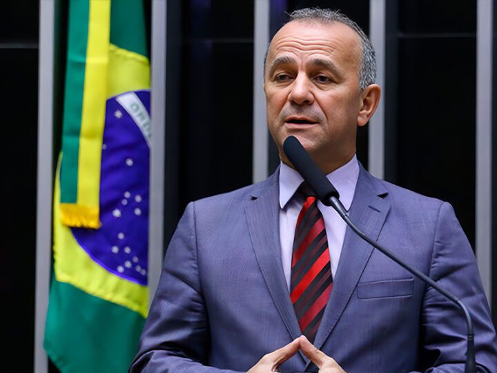 Rumo a 2026: Helder Salomão ajusta o tom e admite “animação total” em entrevista ao Grupo CNBCAST