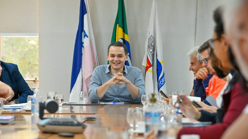 Diálogo aberto e planejamento conjunto pautam reunião de Pazolini com lideranças do Centro de Vitória
