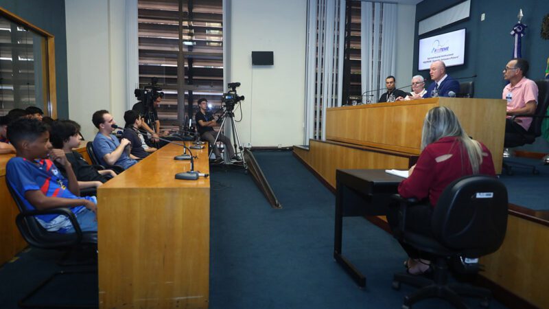 Turismo discute estratégias para ampliar o tênis de mesa no Espírito Santo