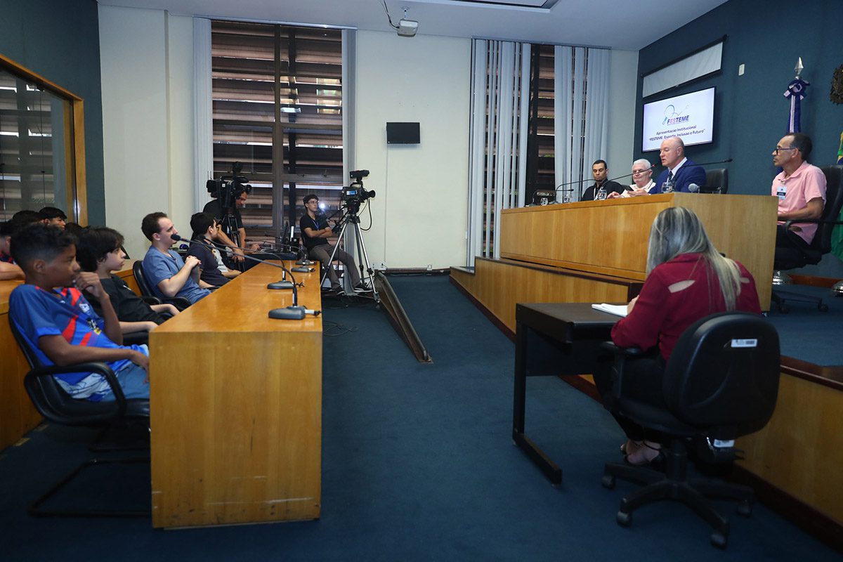 Turismo discute estratégias para ampliar o tênis de mesa no Espírito Santo