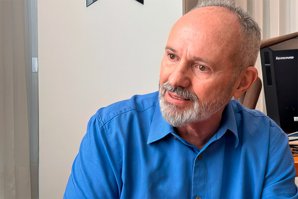 Paulo Hartung mantém futuro eleitoral em aberto e defende renovação no Espírito Santo