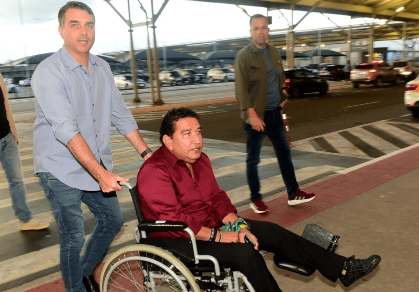 Movimento de Flávio Bolsonaro embaralha alianças e reacende candidatura do PL no Espírito Santo