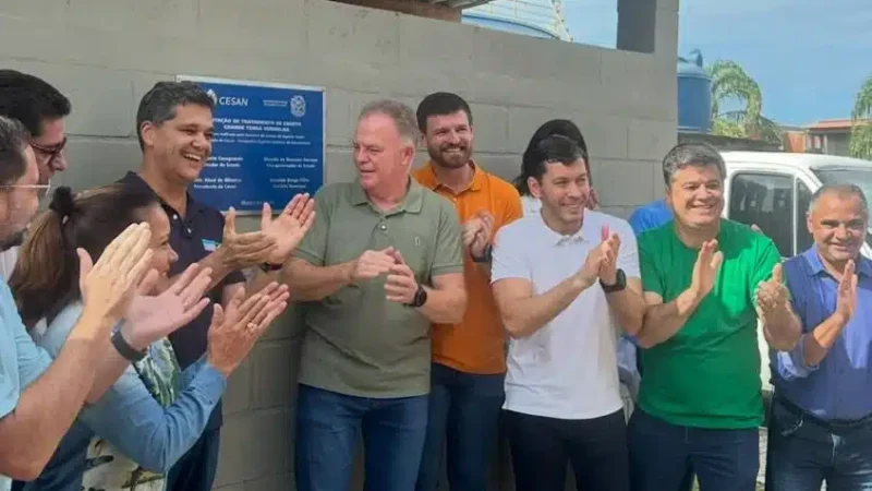 Após rompimento, Arnaldinho e Casagrande reaparecem juntos em inauguração