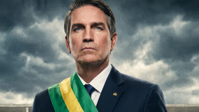 Cinebiografia de Jair Bolsonaro estreia em setembro com Jim Caviezel no papel principal