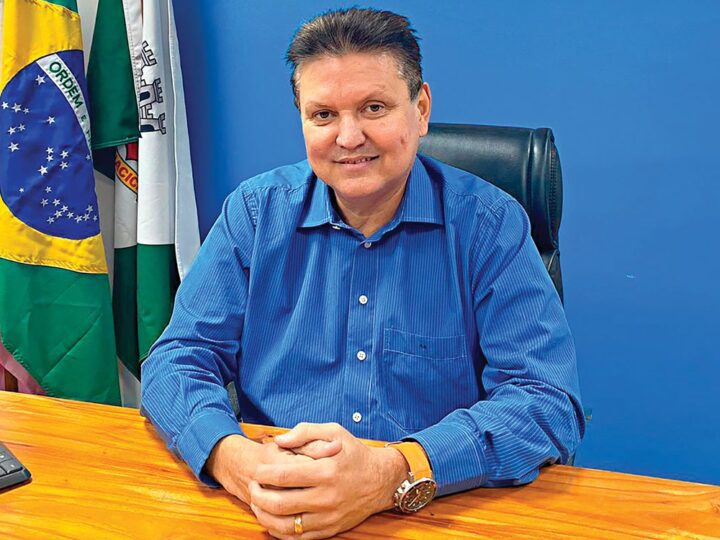 Euclério Sampaio planeja se afastar da Prefeitura de Cariacica para atuar em campanhas