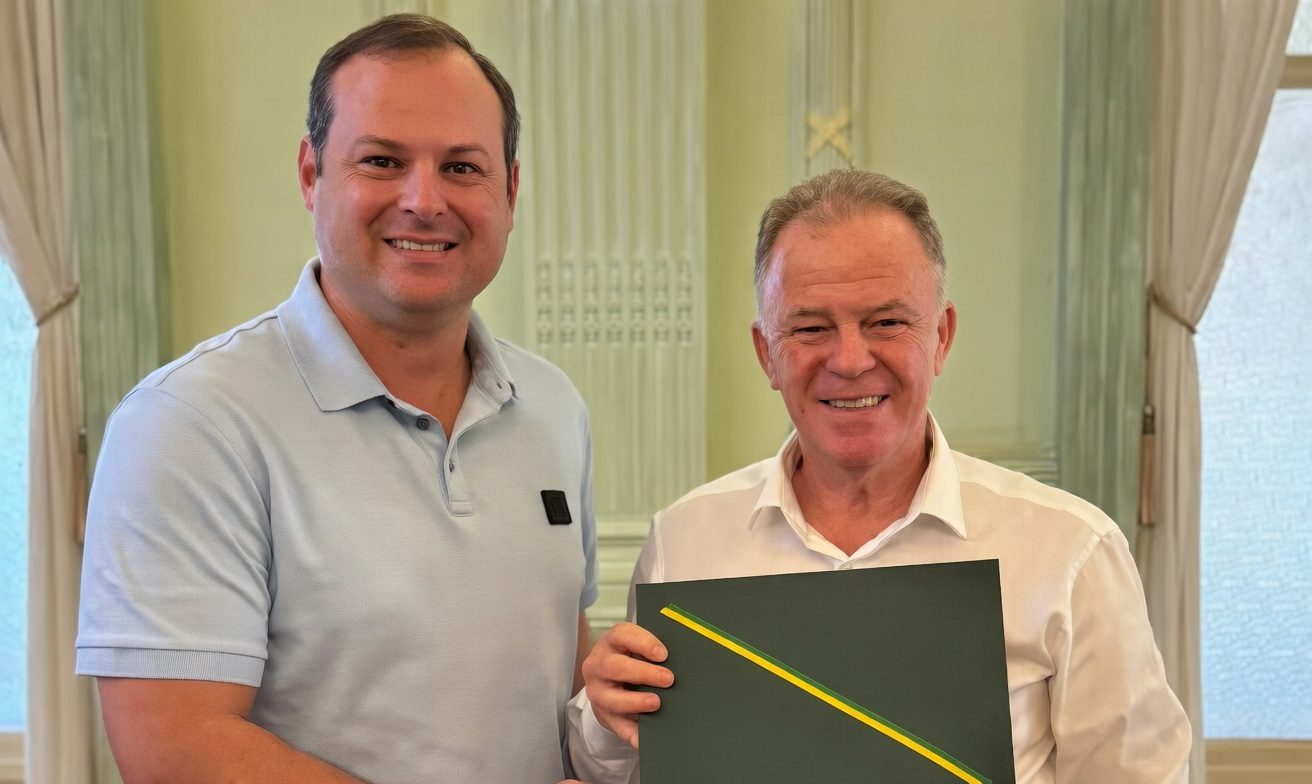 Victor Linhalis troca PSDB pelo PSB para garantir competitividade na reeleição