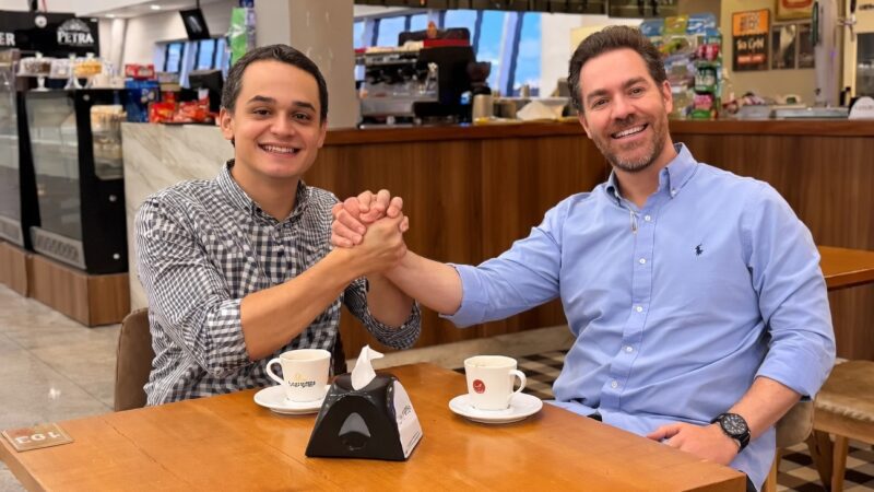 Renzo Vasconcelos fecha apoio a Lorenzo Pazolini e completa aliança no Espírito Santo