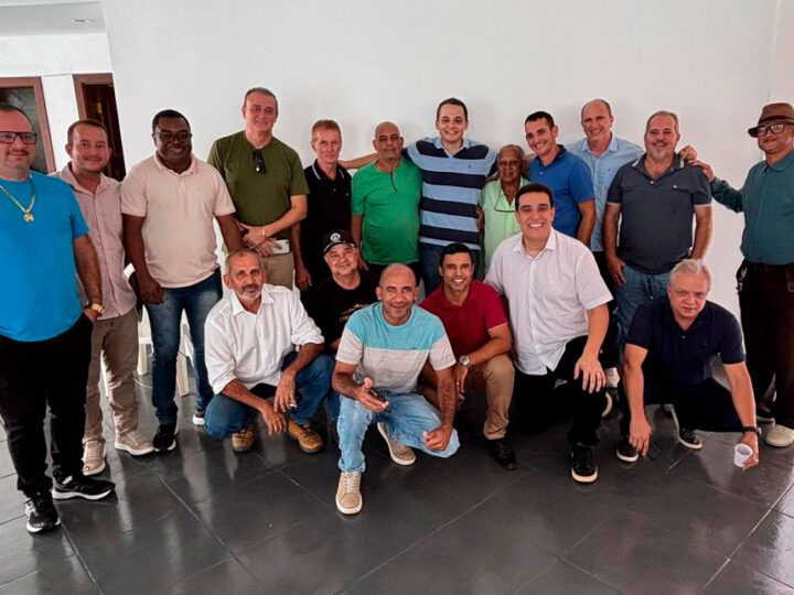 Diálogo e escuta ativa marcam encontro de Pazolini e Erick Musso com lideranças de Barra de São Francisco