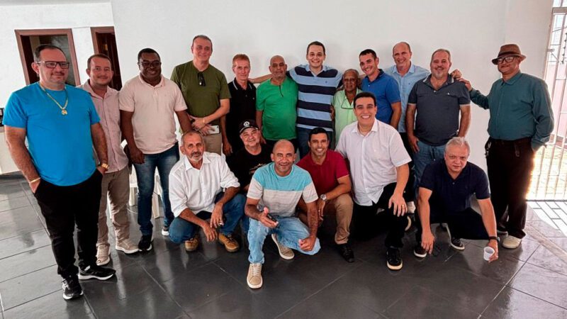 Diálogo e escuta ativa marcam encontro de Pazolini e Erick Musso com lideranças de Barra de São Francisco