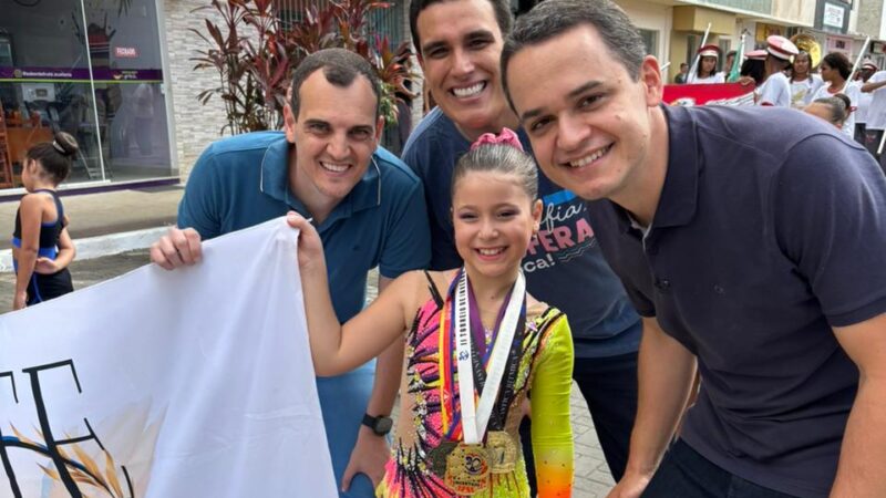 Em clima de festa e prestígio político, Lorenzo Pazolini obtém recepção calorosa em comemoração no município de João Neiva