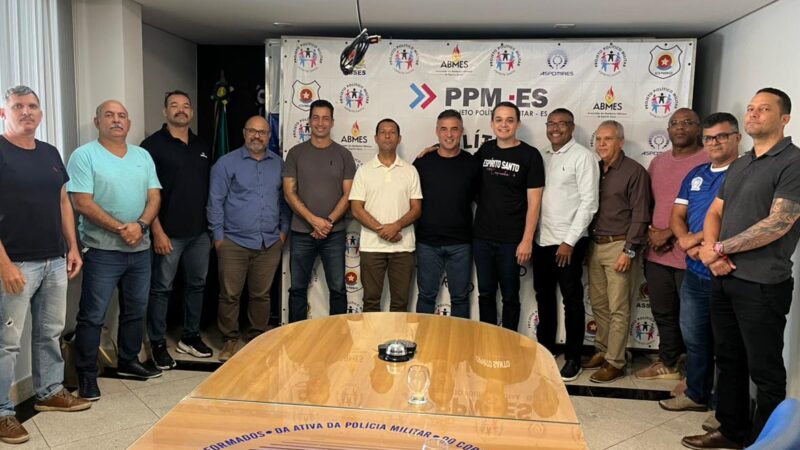 Lorenzo Pazolini é recebido e dialoga com representantes do PPM( Projeto Político Militar )