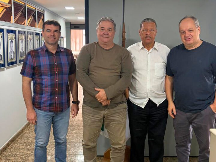 Luiz Paulo Vellozo Lucas segue agenda pelo interior e visita lideranças em Venda Nova do Imigrante