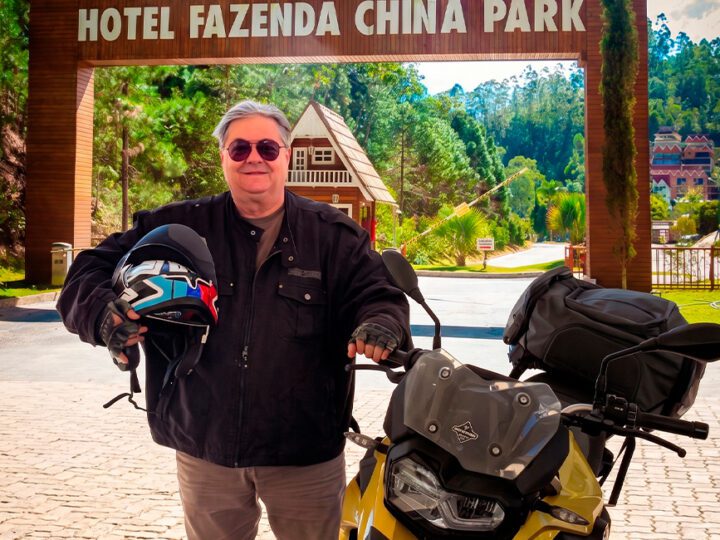 LP NA ESTRADA: Luiz Paulo debate desenvolvimento regional com China, referência do turismo capixaba