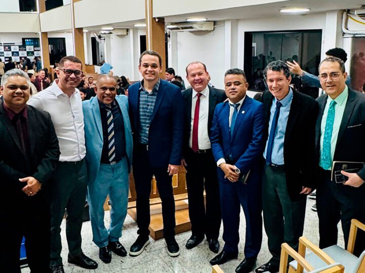Pazolini participa do Culto de Posse da Diretoria da União de Mocidade das Assembleias de Deus no Espírito Santo – UMADES