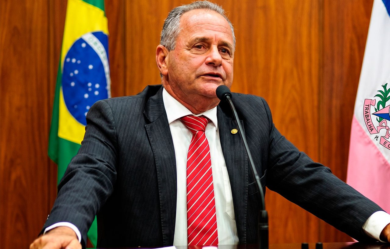 Carlos Manato é a alternativa competitiva para consolidar o projeto da direita no Espírito Santo  Outras versões fortes: