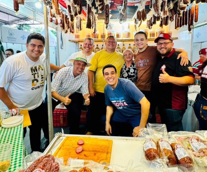 Pazolini participa da 51ª Festa da Banana e do Leite e destaca a força do agronegócio capixaba