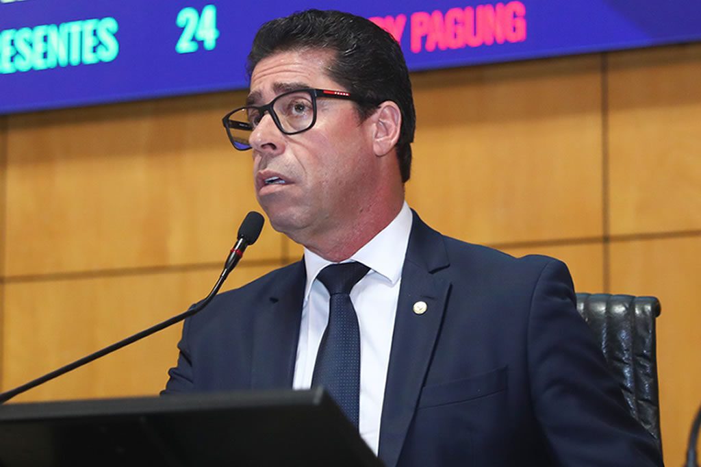Ales reduz ritmo e deixa LDO 2027 pendente