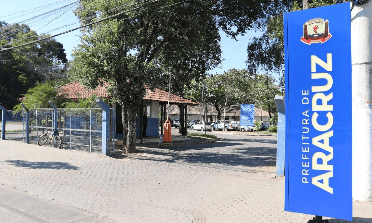 Aracruz abre seleção para professores com salários de até R$ 3,5 mil