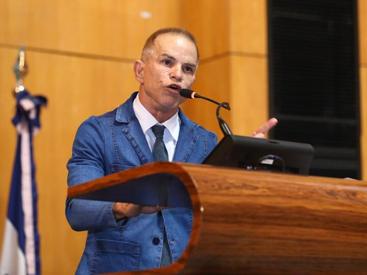 Meneguelli reage a impasse sobre sua candidatura ao Senado no ES