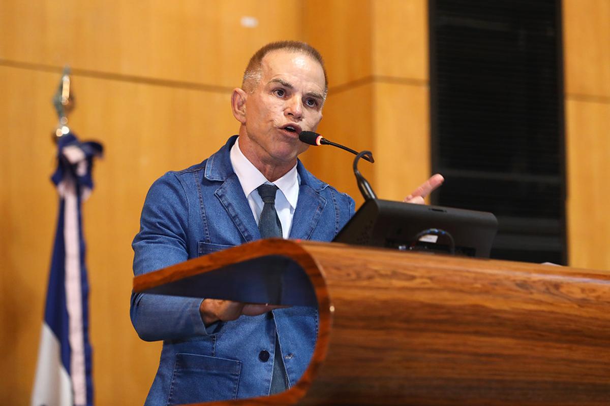 Meneguelli reage a impasse sobre sua candidatura ao Senado no ES