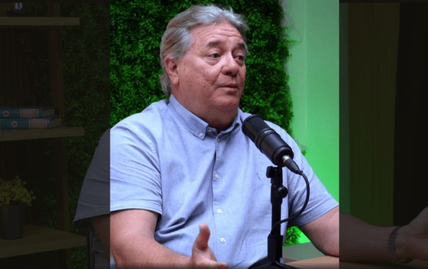 Luiz Paulo Veloso Lucas defende mudanças na mobilidade urbana e no saneamento em entrevista ao Política Capixaba Podcast