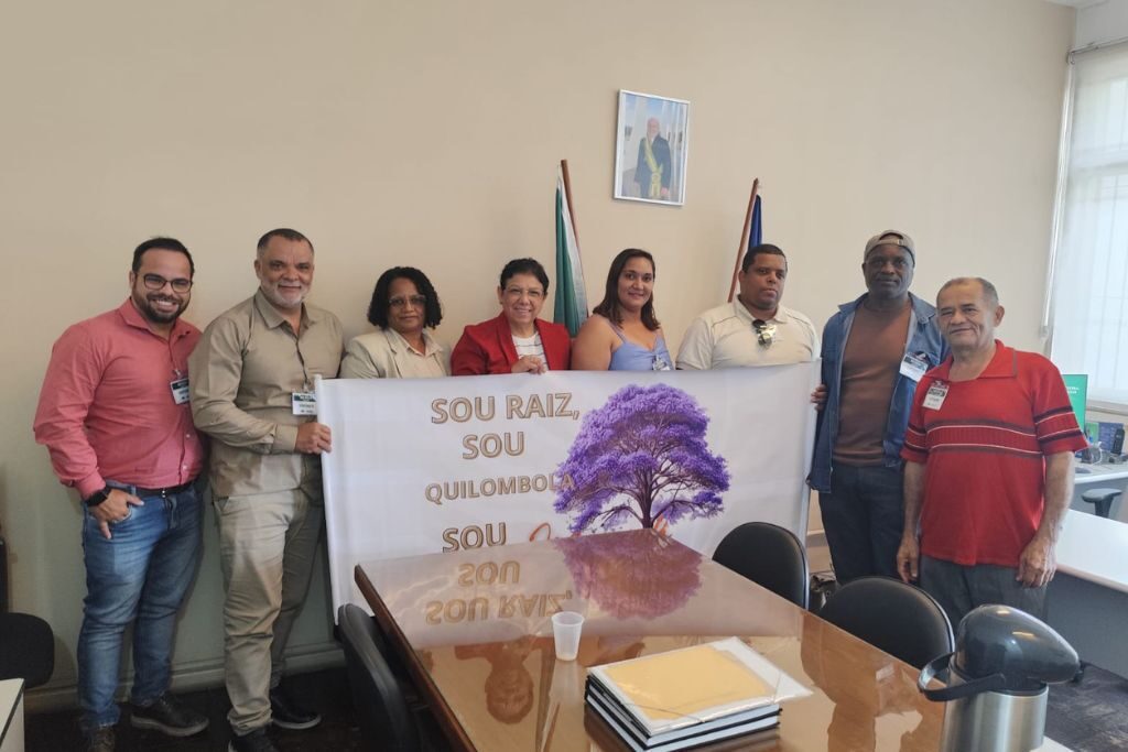 Quilombo Jacarandá cobra demarcação de terras ao Incra