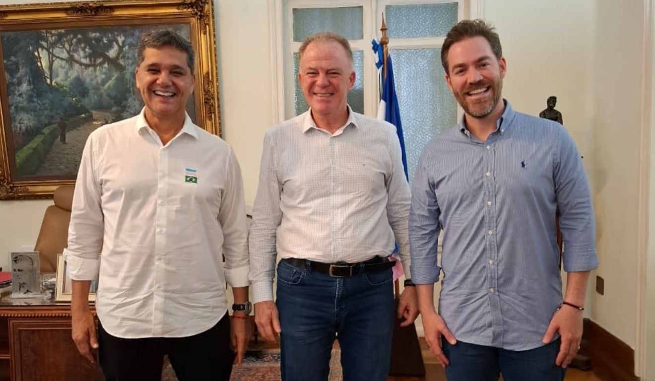 Renzo negocia espaço para o PSD na chapa de Ferraço