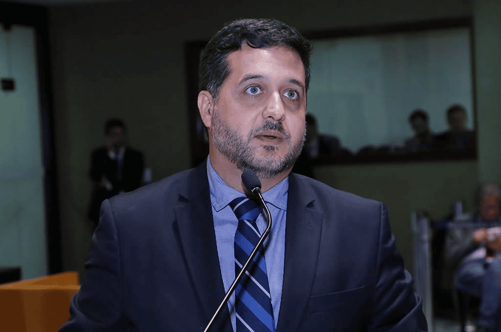 Ales pode votar audiência sobre aterros em manguezal de Cariacica