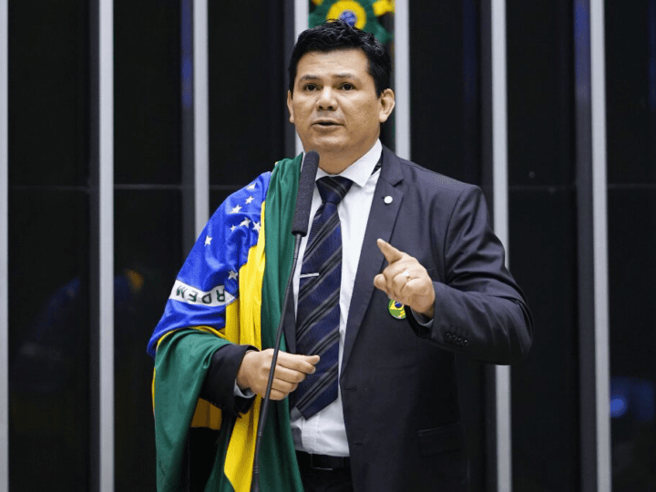 MPE pede impugnação de candidatura de Gilvan da Federal