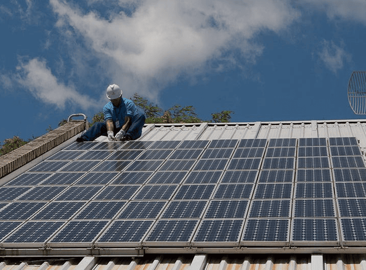 Procon alerta sobre contratos de energia solar