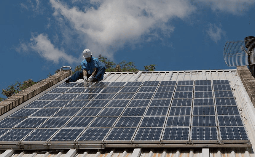 Procon alerta sobre contratos de energia solar